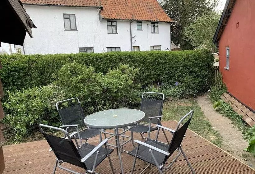 בית מלון כפרי Myrtle Cottage