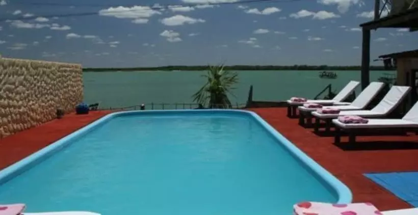 هتل Pousada Oásis