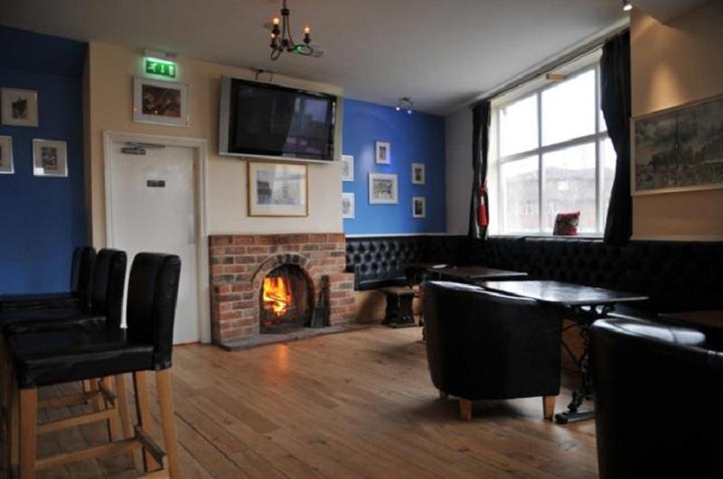 فندق Royal George