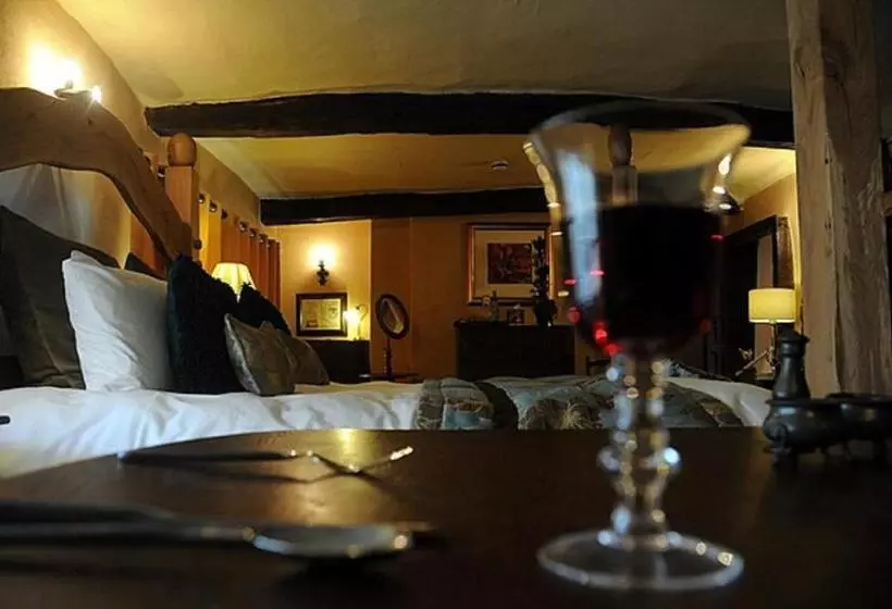 هتل The Frenchgate Restaurant &