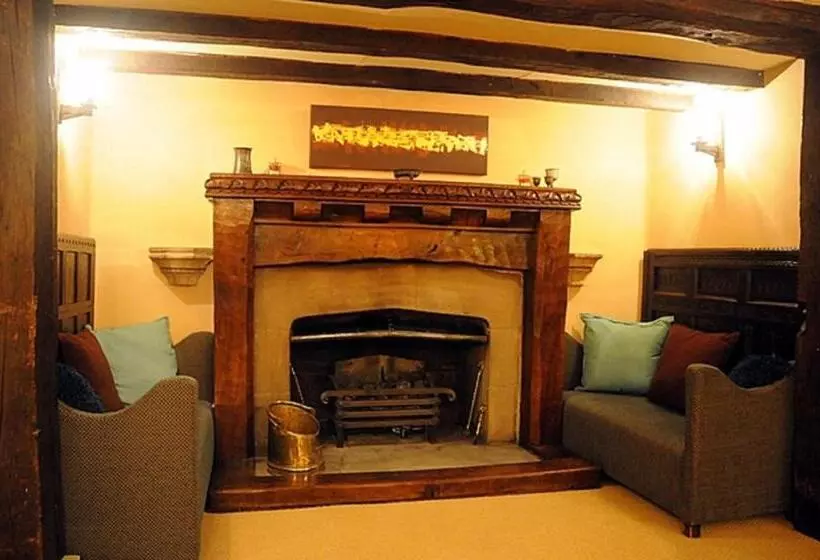 هتل The Frenchgate Restaurant &