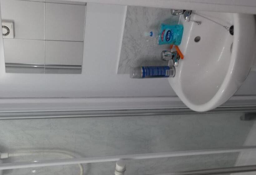 ホテル The Lincolnshire Poacher Inn