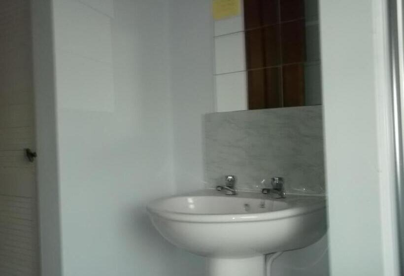 ホテル The Lincolnshire Poacher Inn