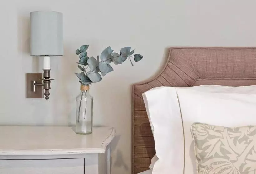 בית מלון כפרי The Old Drum