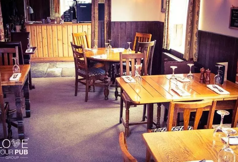 Отель The Rising Sun Inn