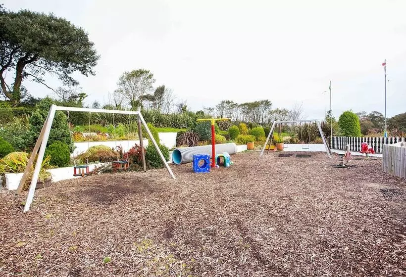 호텔 Lodge @ The Whitehouse Inn