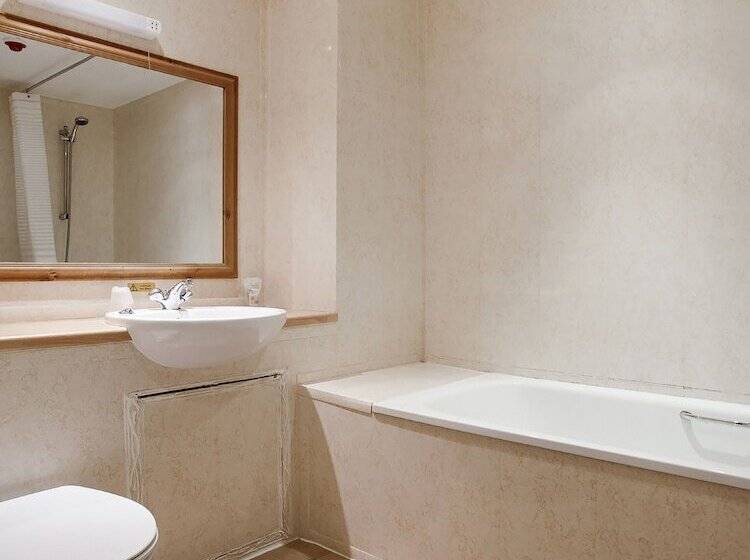 בית מלון כפרי Lodge @ The Whitehouse Inn