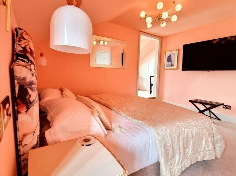 Отель Villa Rothsay