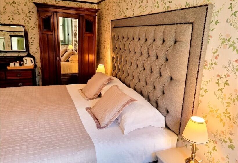 Отель Villa Rothsay