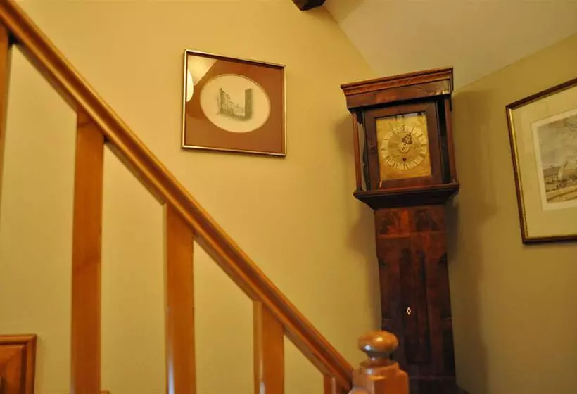 مبيت وإفطار Old Ivy House