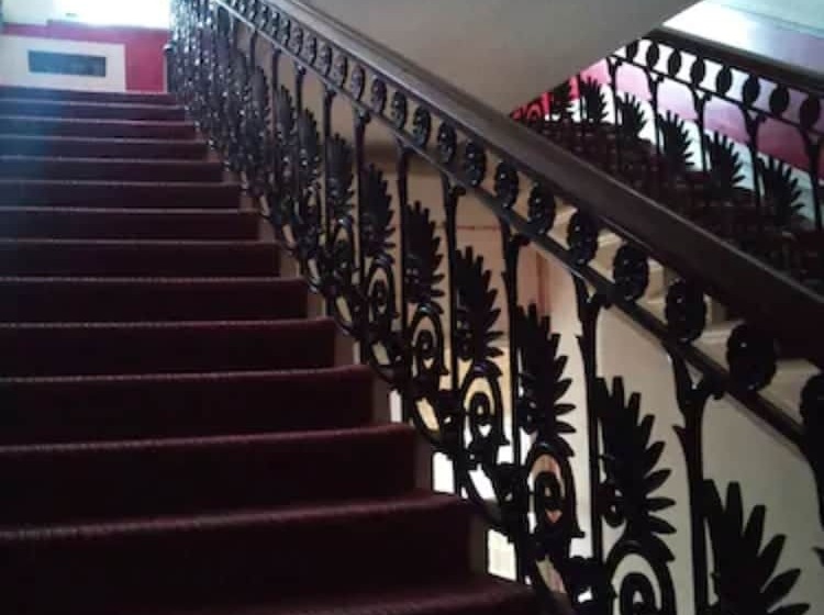 Pension Albion House