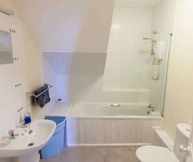 Pension Albion House