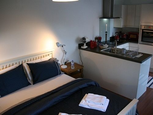 פנסיון Overcliff Lodge