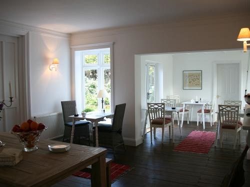 פנסיון Overcliff Lodge