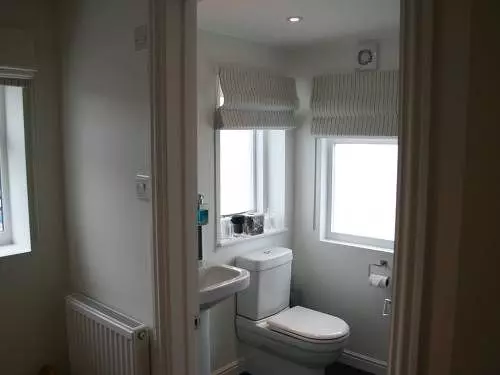 פנסיון Overcliff Lodge