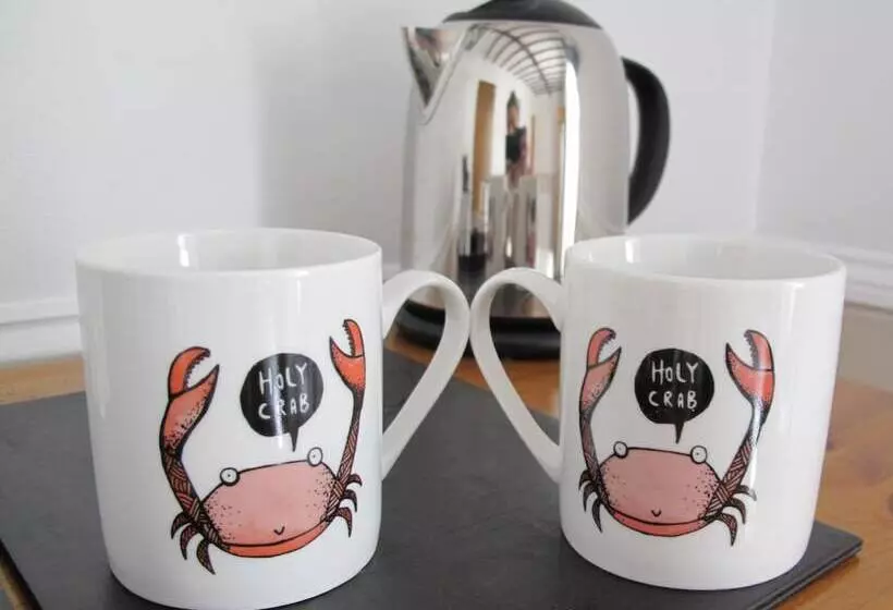 بنسيون Stone S Throw Guesthouse