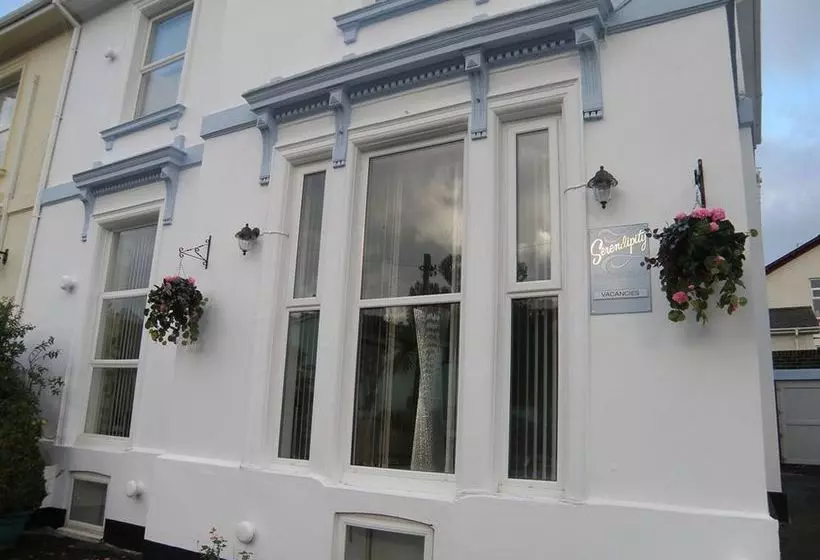 Bed and Breakfast Serendipity Guest House