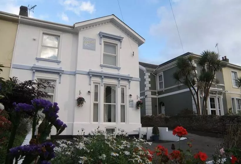 Bed and Breakfast Serendipity Guest House