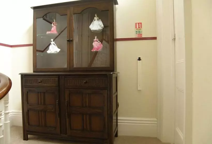 Bed and Breakfast Serendipity Guest House