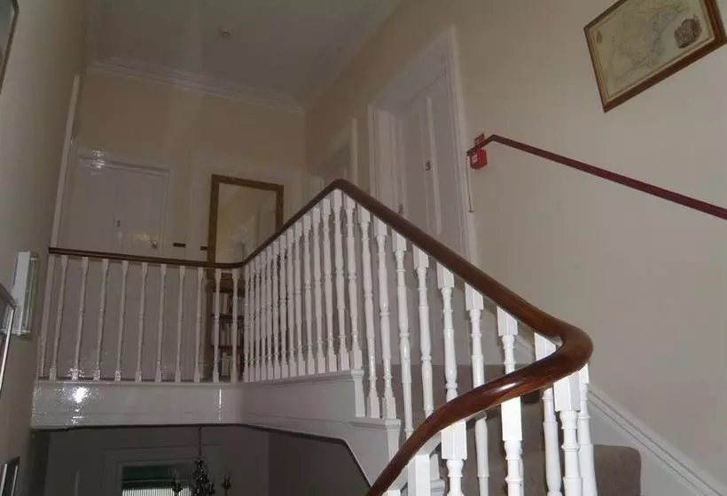 Bed and Breakfast Serendipity Guest House