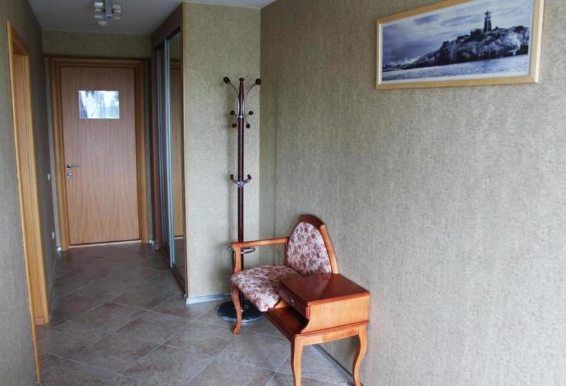 Отель Cosmos Business