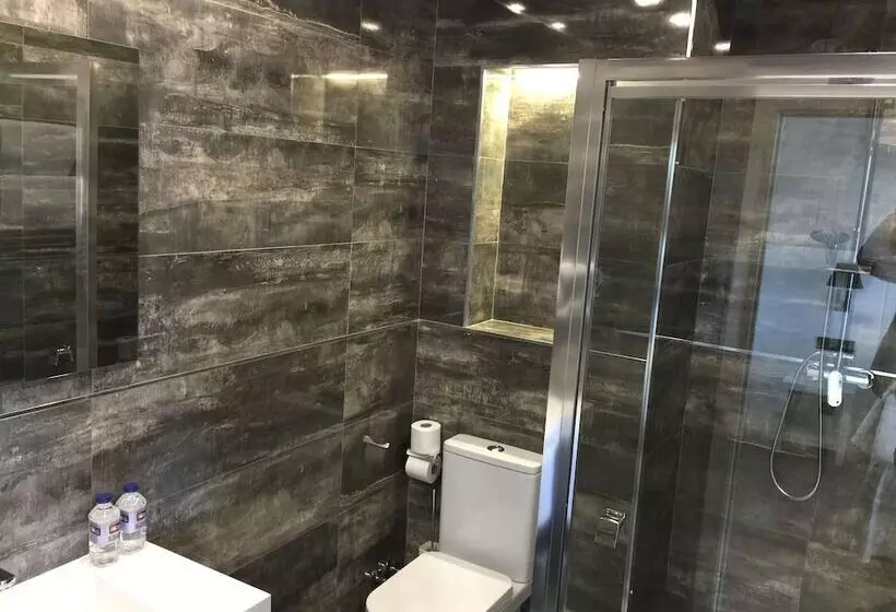 فندق فئة نجمة واحدة La Cruz