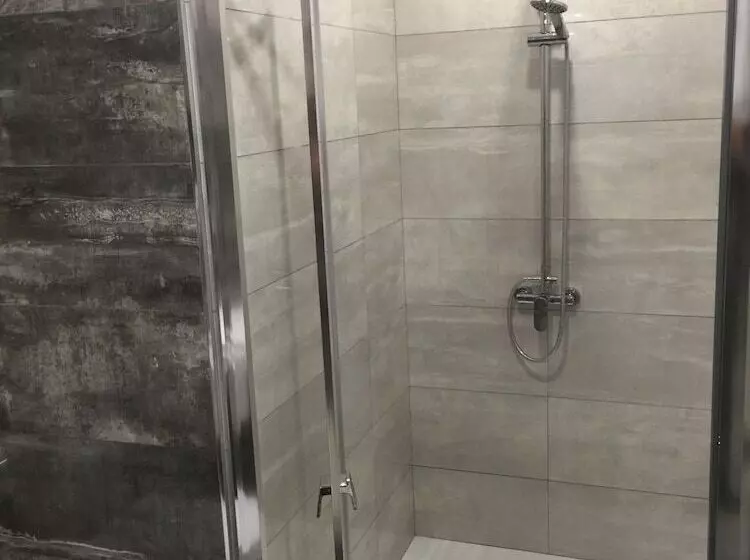 فندق فئة نجمة واحدة La Cruz