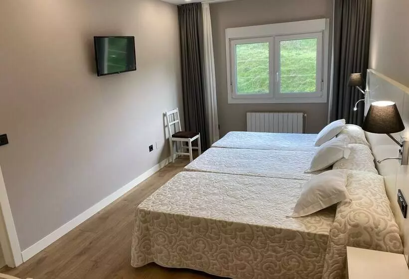 فندق فئة نجمة واحدة La Cruz