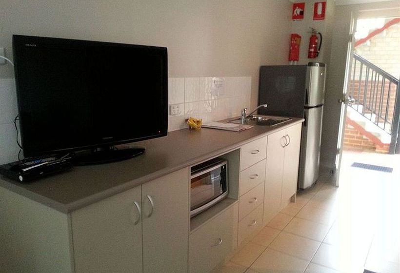 Отель Comfort Inn & Suites Collie