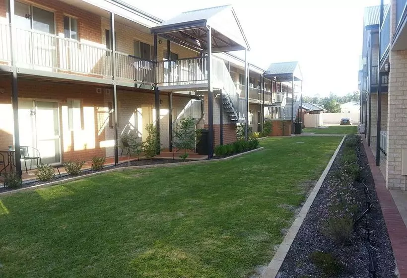 Отель Comfort Inn & Suites Collie