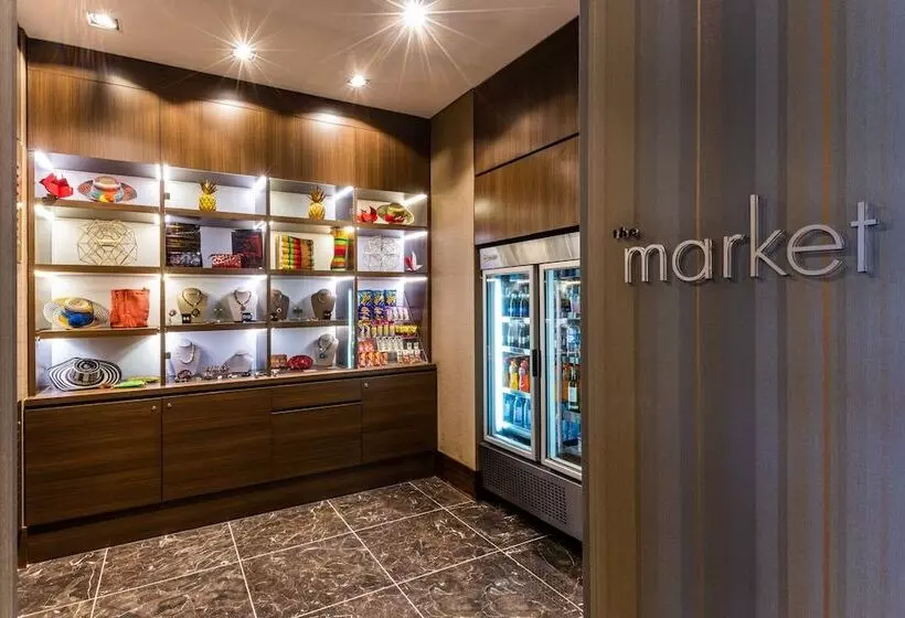 هتل Courtyard By Marriott Bogota Airport