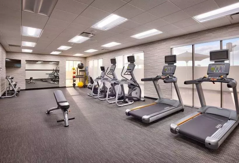 Szálloda Courtyard By Marriott Phoenix Mesa Gateway Airport