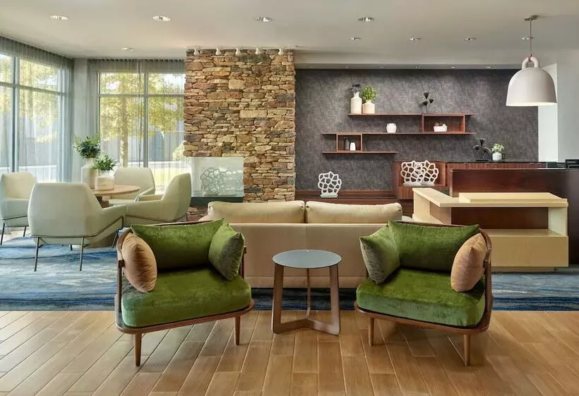 Отель Fairfield Inn & Suites By Marriott Jackson