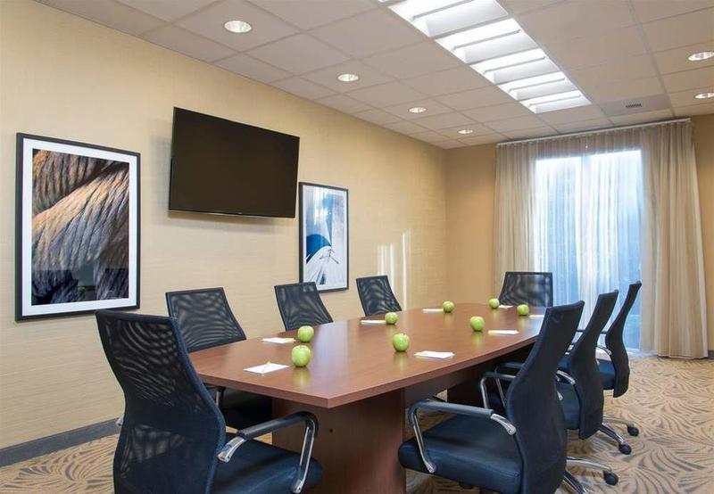 فندق Fairfield Inn & Suites By Marriott Tampa Westshore/airport