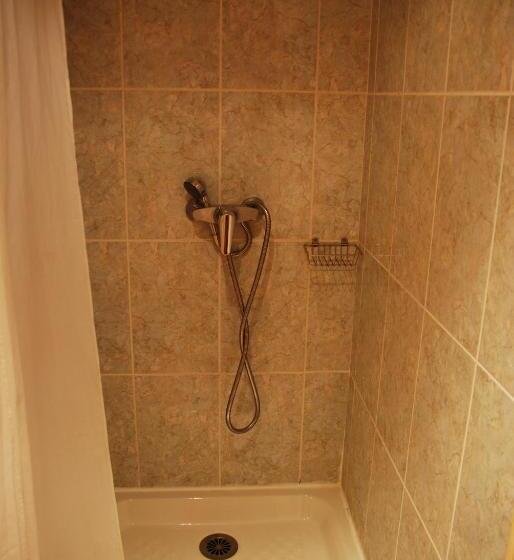 فندق Hôtel De L'orb