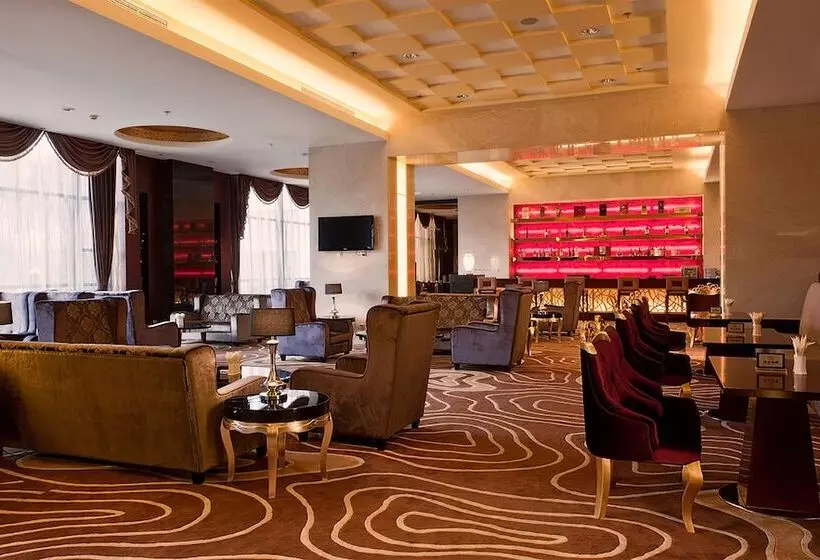 Отель Jin Jiang Golden Mountain International