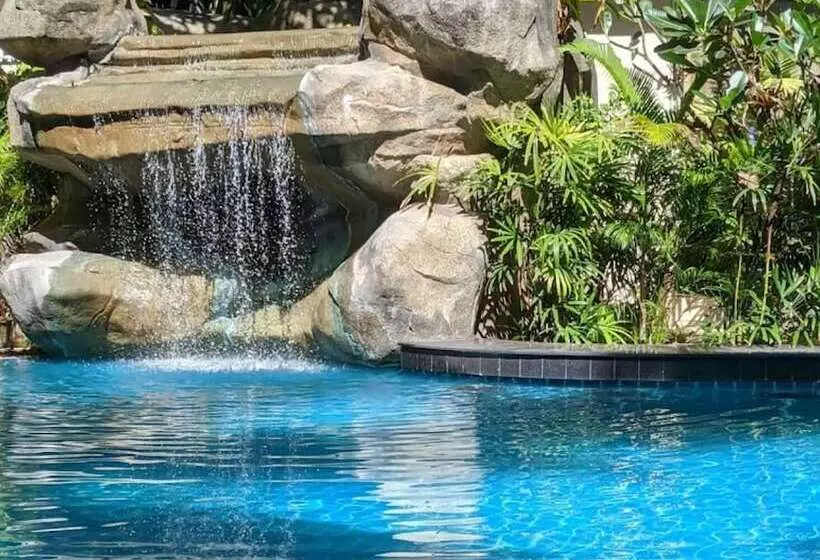 Phuket Meet Holiday Hotel Rawai 普吉岛相遇花园度假酒店 拉威店