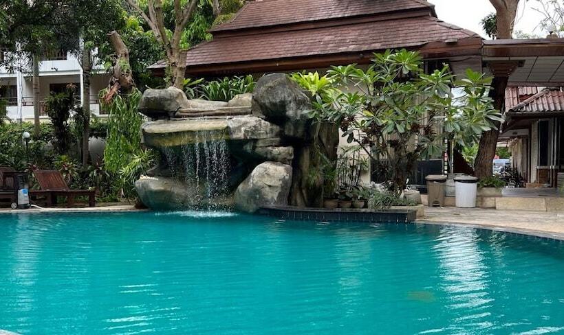 Phuket Meet Holiday Hotel Rawai 普吉岛相遇花园度假酒店 拉威店