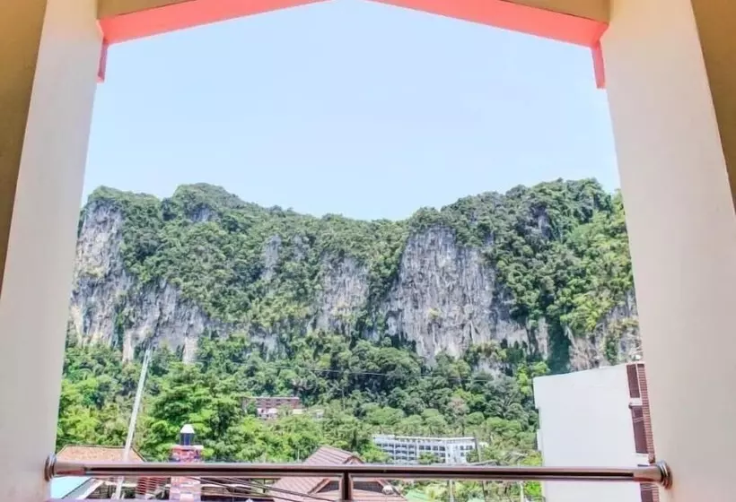 호텔 Number 1 Guesthouse & Restaurant