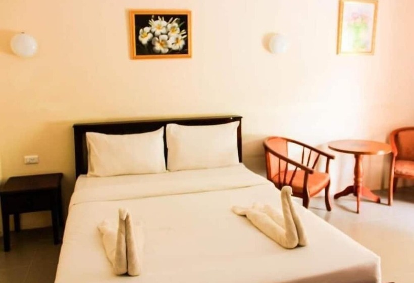 فندق Number 1 Guesthouse & Restaurant