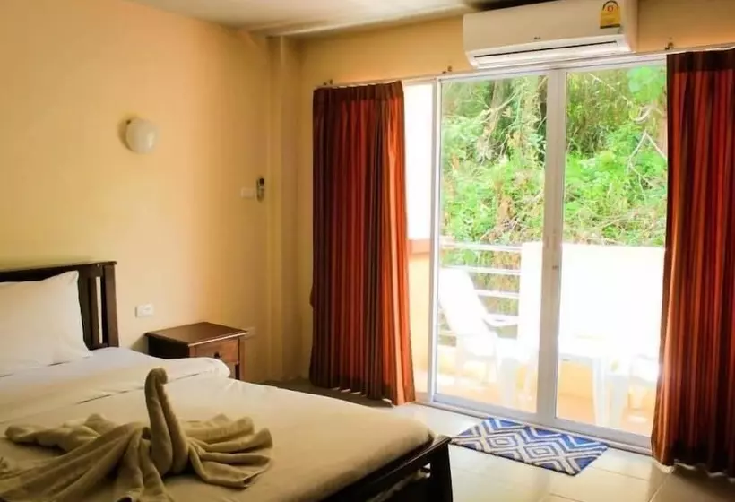 호텔 Number 1 Guesthouse & Restaurant