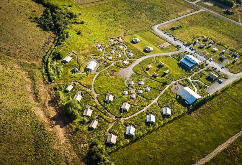 فندق ريفى Conestoga Ranch