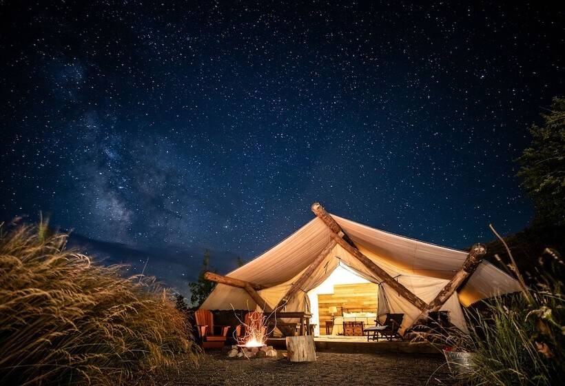 فندق ريفى Conestoga Ranch