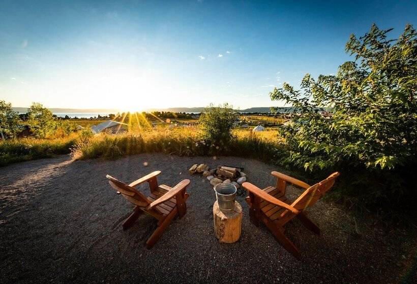 فندق ريفى Conestoga Ranch