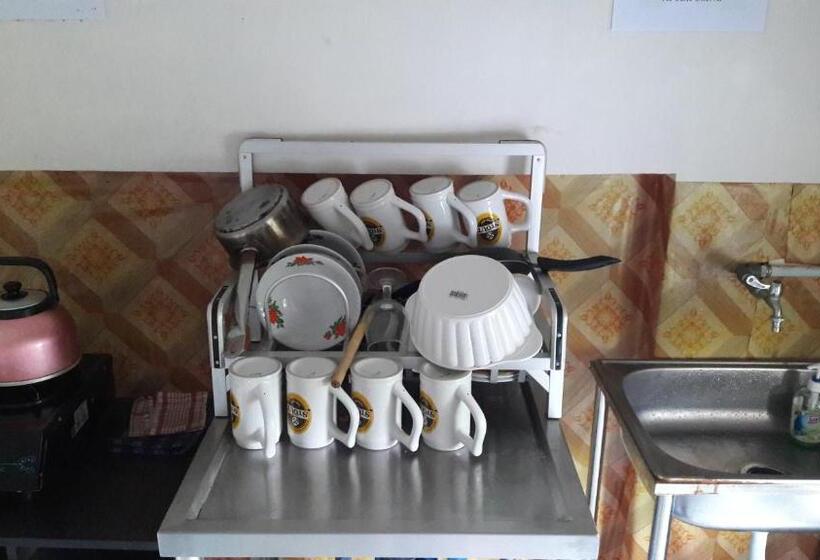 호텔 The Agung Residence