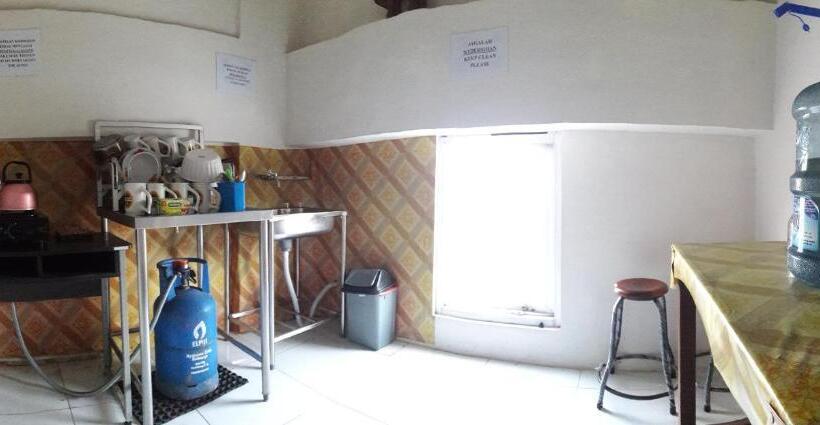 호텔 The Agung Residence