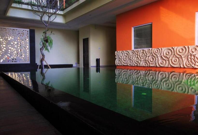 호텔 The Agung Residence