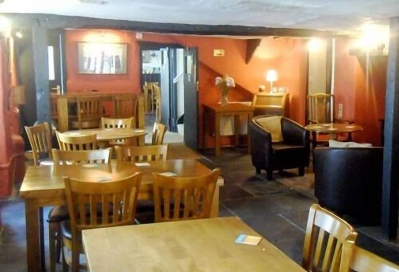 فندق The Exeter Inn