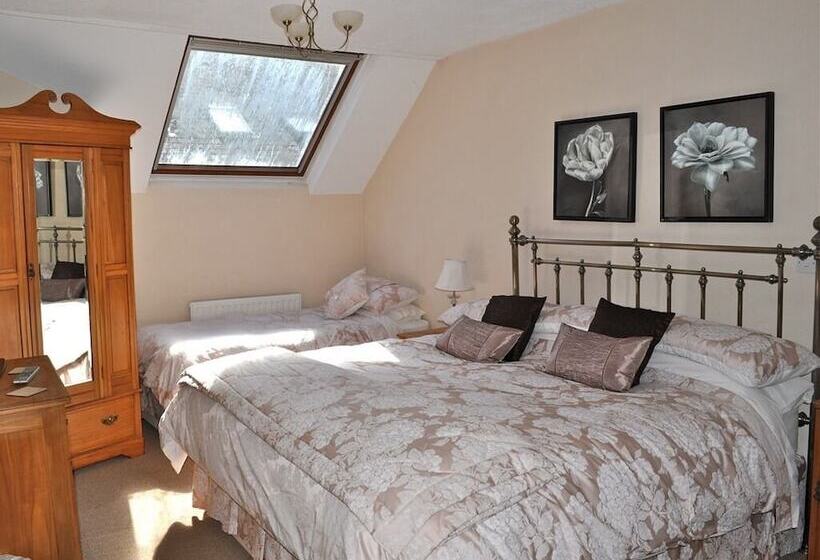 فندق The Exeter Inn