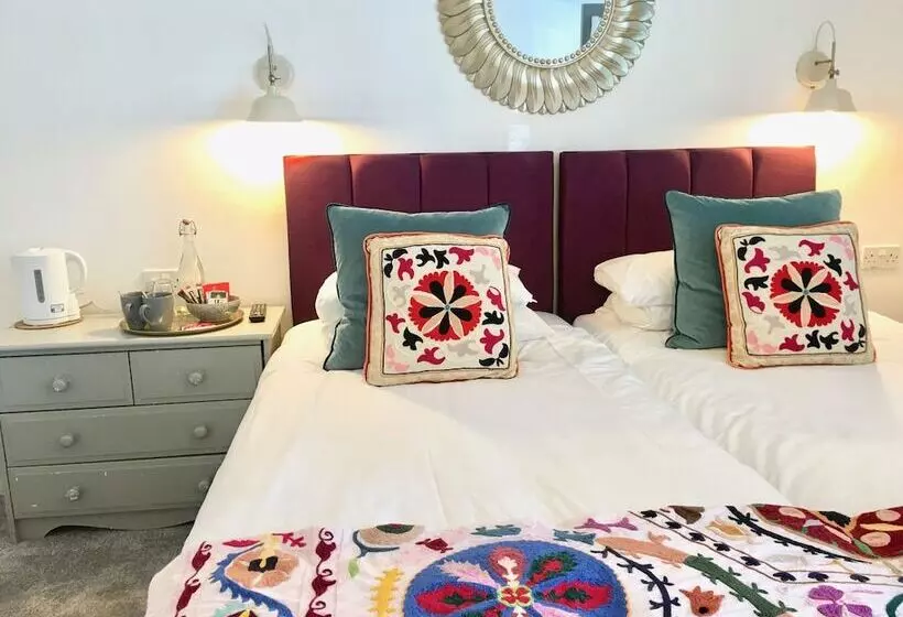 Hotel The Mousetrap Inn